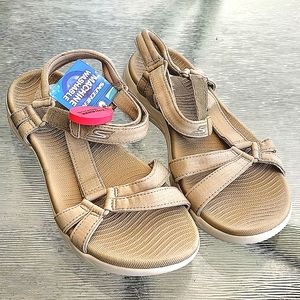 COPY - 🍃 NWT Skechers On The Go  Women's Sandals Sz 9